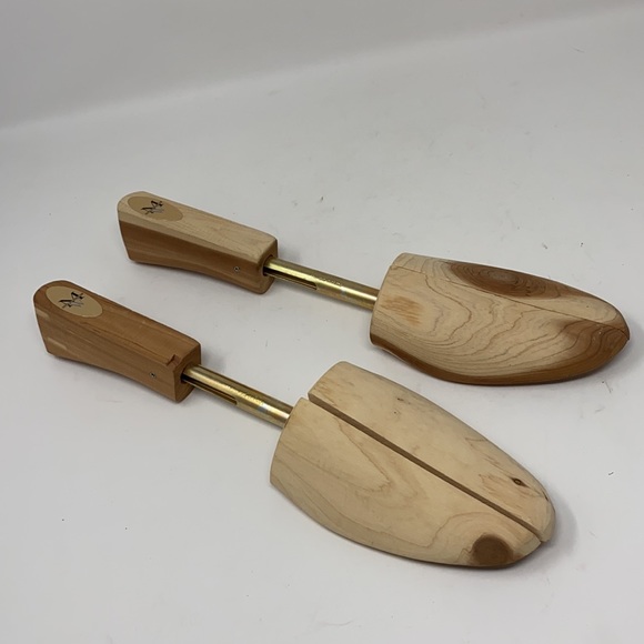 Men’s Cedar Shoe Trees Men’s Warehouse Size L - Picture 5 of 6